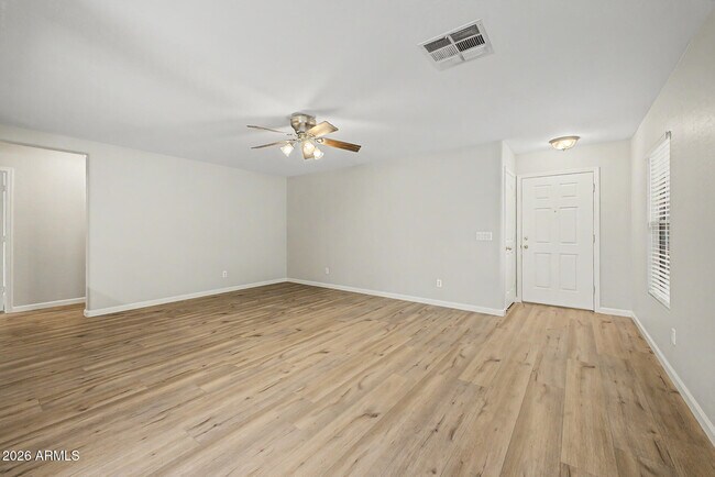 Foto del edificio - 2435 E Olivine Rd