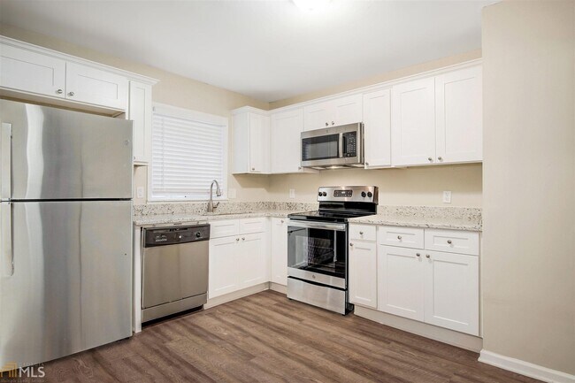 Foto del edificio - 4669 Birch Ridge Trail