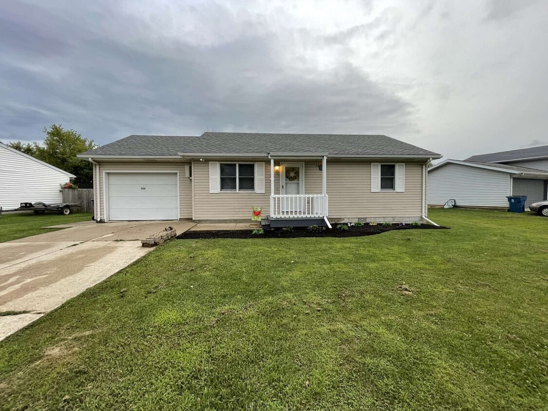 959 Quail Dr, Fremont, OH 43420 House Rental in Fremont, OH