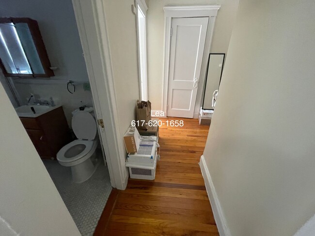 Building Photo - NO FEE***SEPT Cozy studio in Allston! Stud...