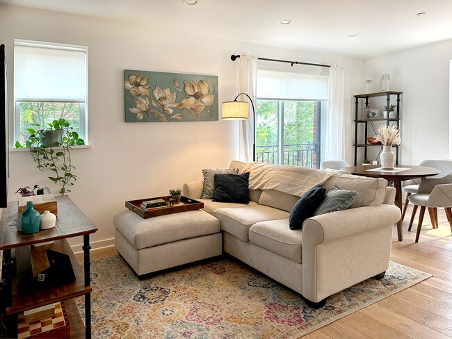 Living Room - 129 W St NW