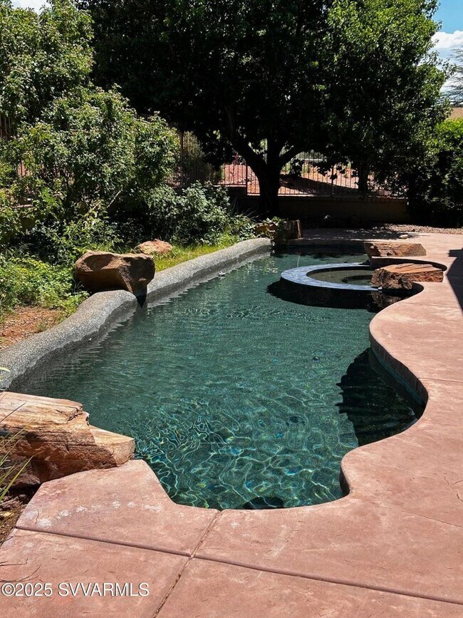Building Photo - Gorgeous, modern, remodeled, unfurnished, with pool and spa