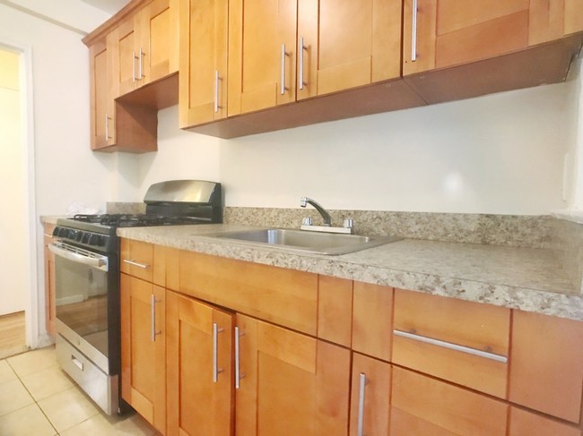 Building Photo - 288 West 238th Street