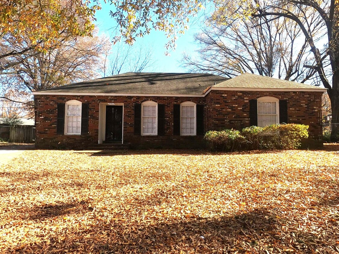 Foto principal - Newly Renovated Home in Parkway Village