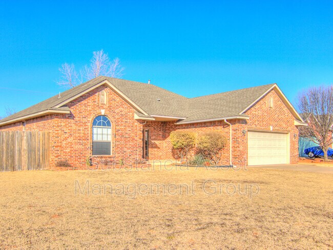 Photo - 901 NE 26th Ct House