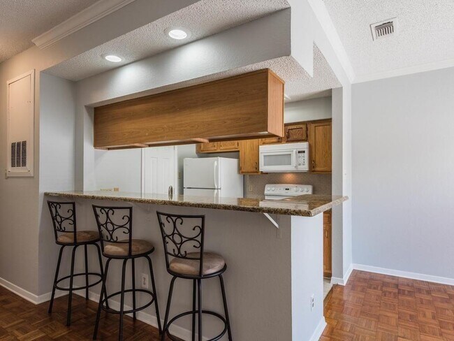 Foto del edificio - 915 W 23rd St