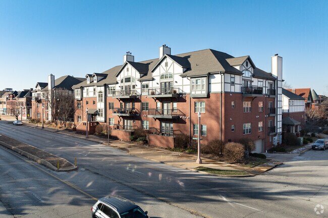 Compton Gate Condominiums