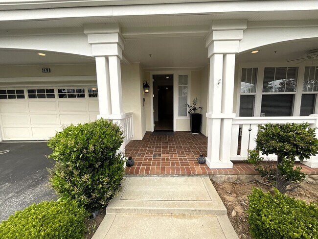Building Photo - Spacious 5-Bedroom Home in San Jose – Idea...