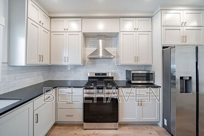 Foto del edificio - 1475 Elmore Ave