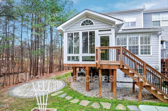 Foto del edificio - 100 Kirkeenan Cir