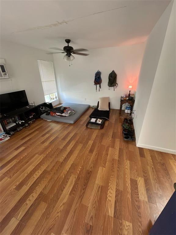 Foto del edificio - 1011 W 23rd St