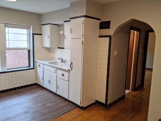 Foto del edificio - Tower Grove South - True 1 bedroom. Historic Charm