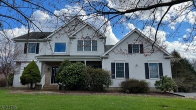 Building Photo - 9 Collins Dr