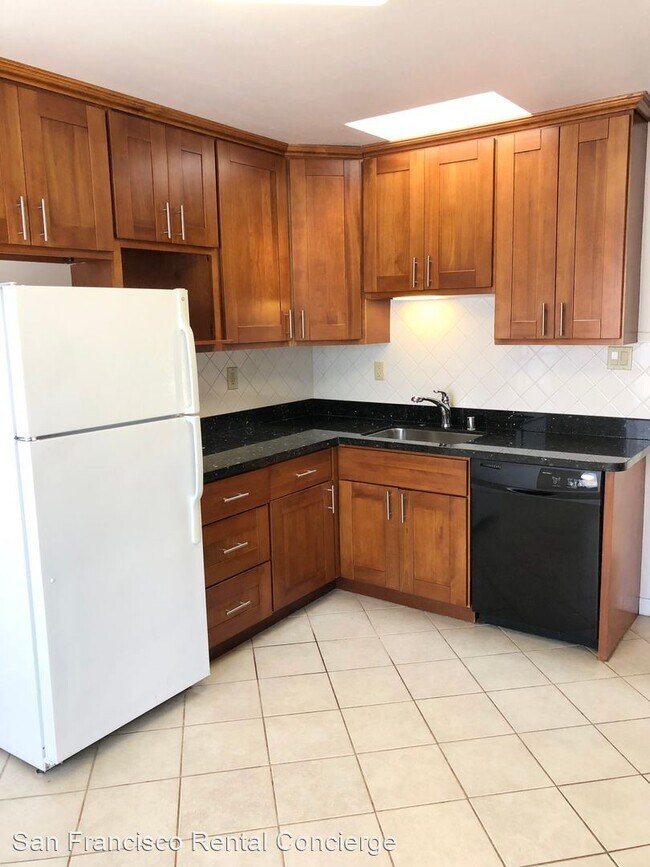 Building Photo - 3 br, 1 bath House - 2039 32nd Avenue