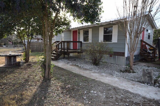 Foto del edificio - 909 Hackberry