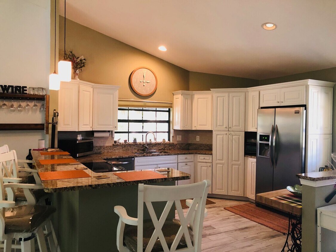 Primary Photo - Experience the Gated Waterfront Community,...