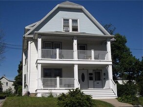 Building Photo - 129 Howard Ave