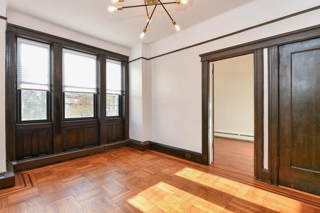 Foto del edificio - 722 27th St