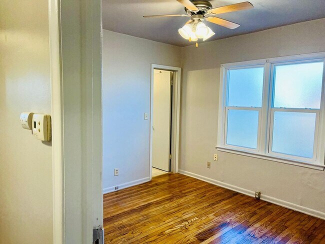 Foto del edificio - Charming 1BR House in Des Moines