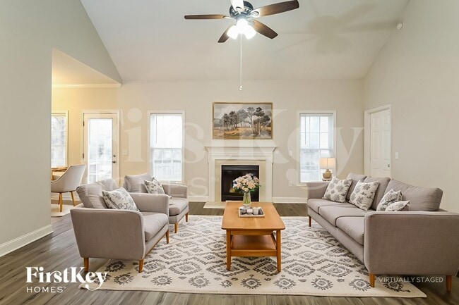 Building Photo - 2215 Charles Towne Ct