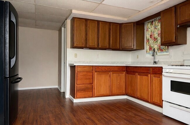 Building Photo - 36.5 Fayette St