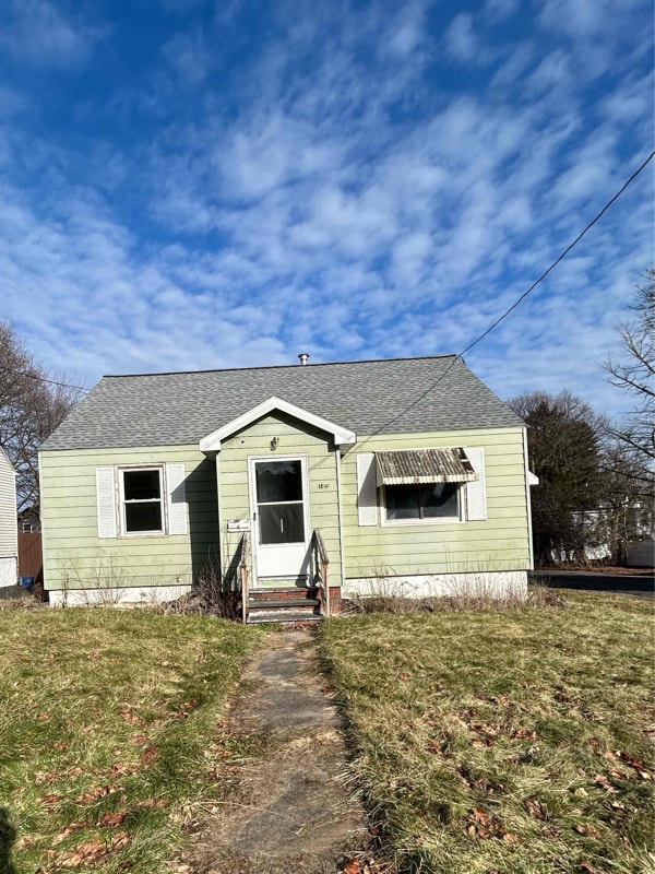 Building Photo - 185 Harwood Ave