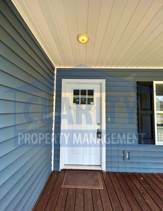 Foto del edificio - 2707 SE Woodland Dr