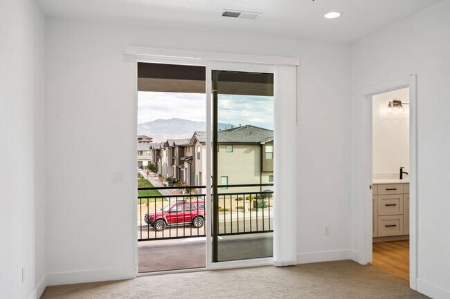 Building Photo - 2702 Rain Tree St