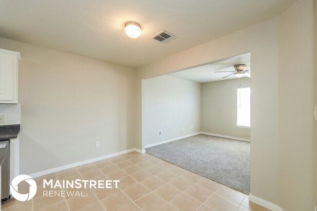 Building Photo - 11254 Country Canyon