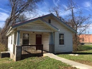 Primary Photo - 2829 Ontario Street