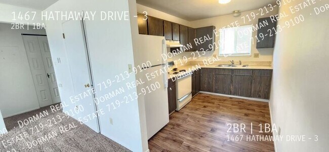 Foto del edificio - 1467 Hathaway Dr