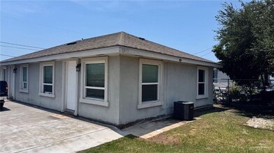 Building Photo - 17 N Pablo St