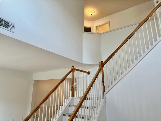 Building Photo - 2555 Haddenham Ln
