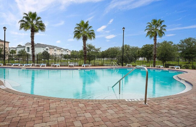 Foto del edificio - 5006 Key Lime Dr