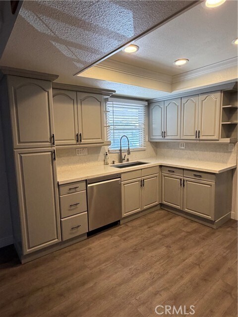 Foto del edificio - 7071 Santa Paula Cir