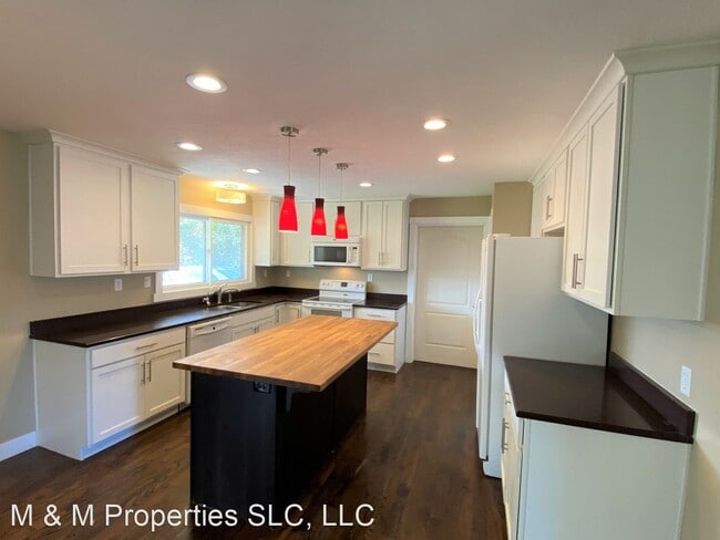 Building Photo - 3 br, 2.5 bath House - 3807 W 11800 S