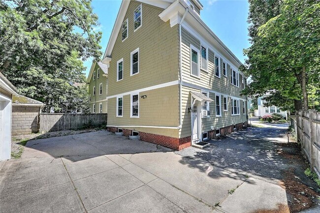 Foto del edificio - 168 4th St