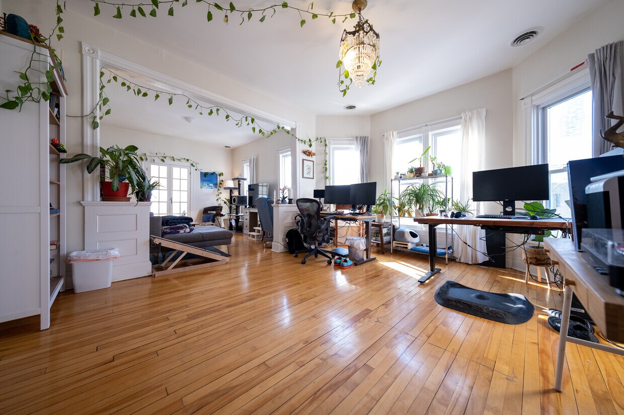 Foto principal - 4302 Colfax Ave S