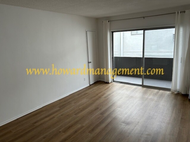 Foto del edificio - 11707 Kiowa Ave
