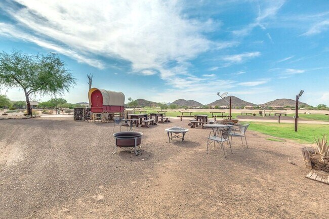 Foto del edificio - Johnson Ranch