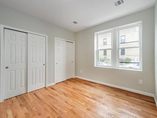 Foto del edificio - 73 Brookwood St