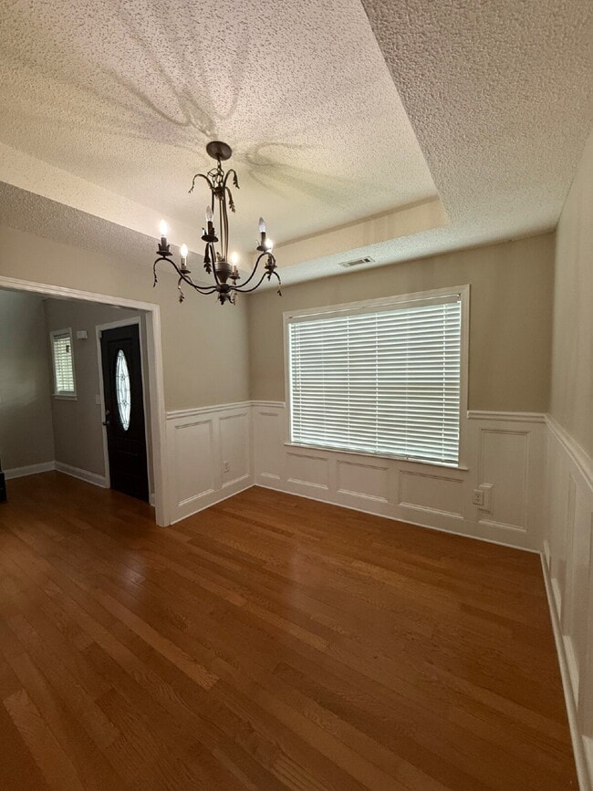 Building Photo - Spacious 4BR Home in Tyrone – Modern Layou...
