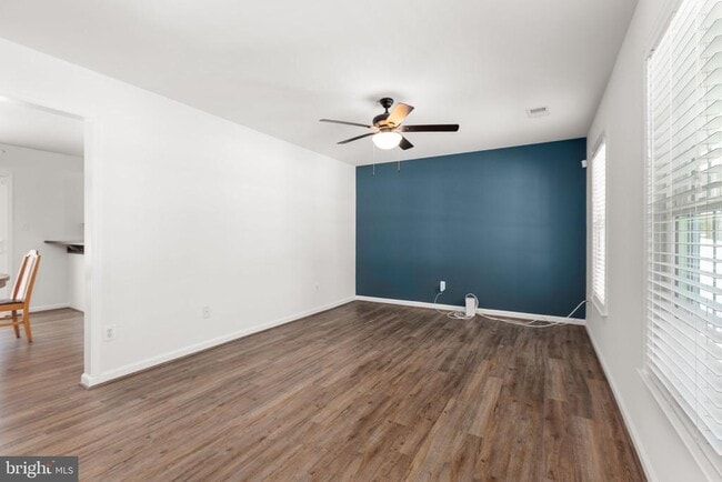 Foto del edificio - 11806 Camelot Way