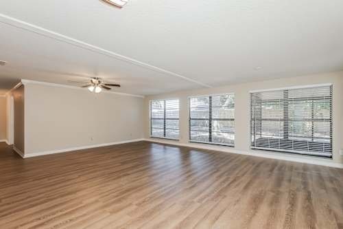 Building Photo - 6828 Eden Ln