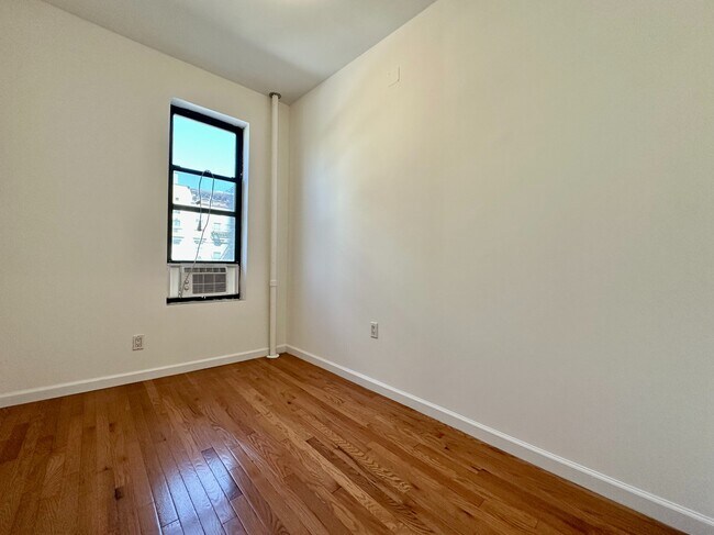 Foto del edificio - 1270 First Avenue