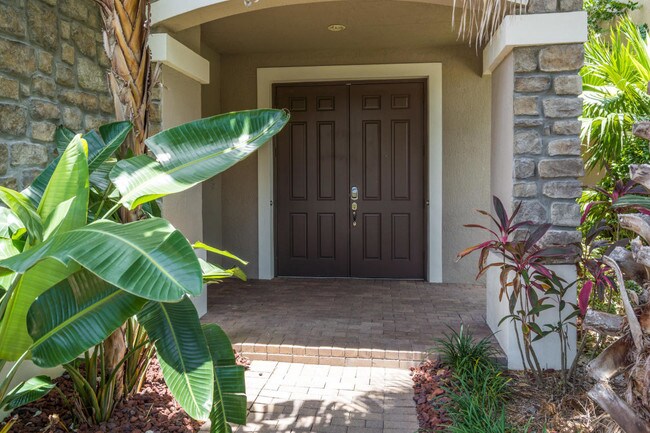 Building Photo - 4621  Capital Drive