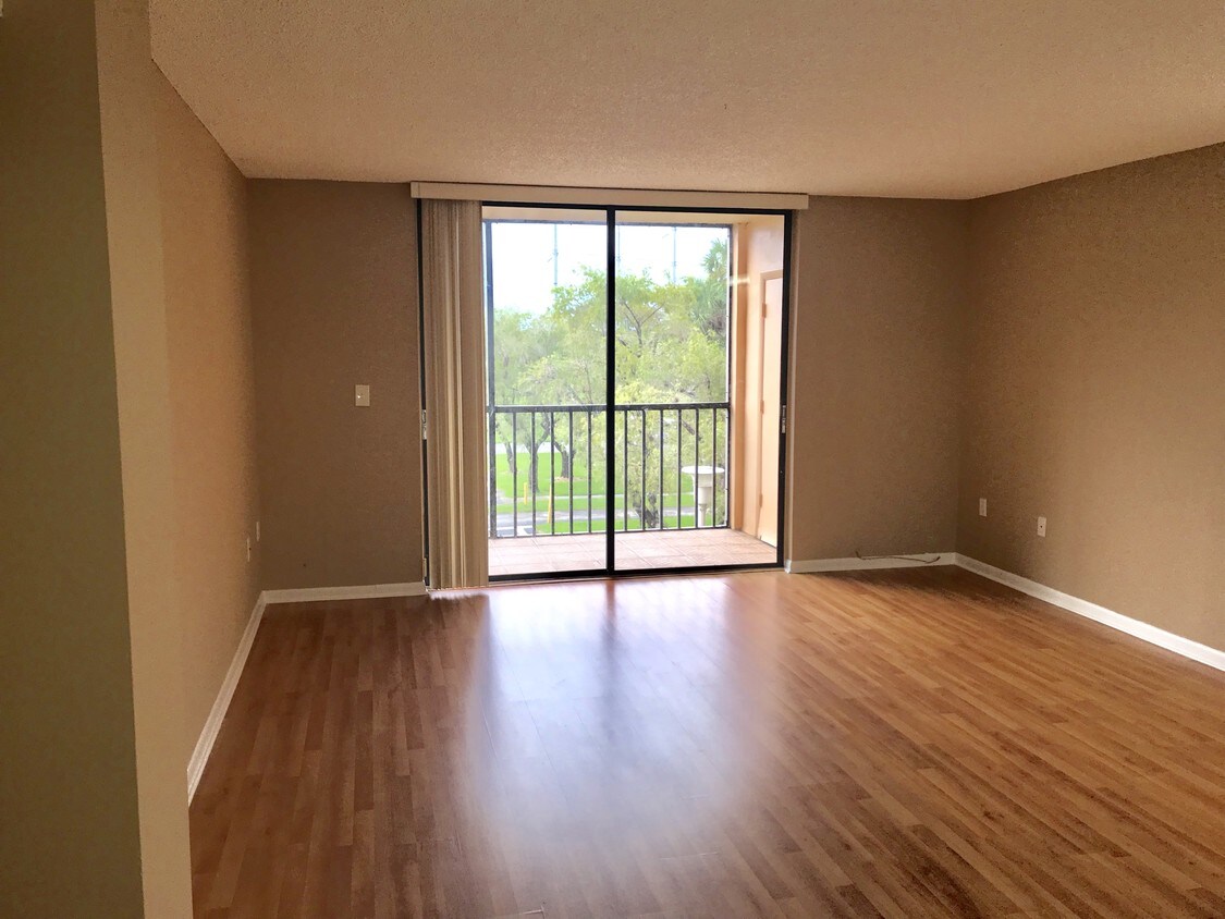 Vacant..Ready to move it - 8500 SW 133rd Avenue Rd