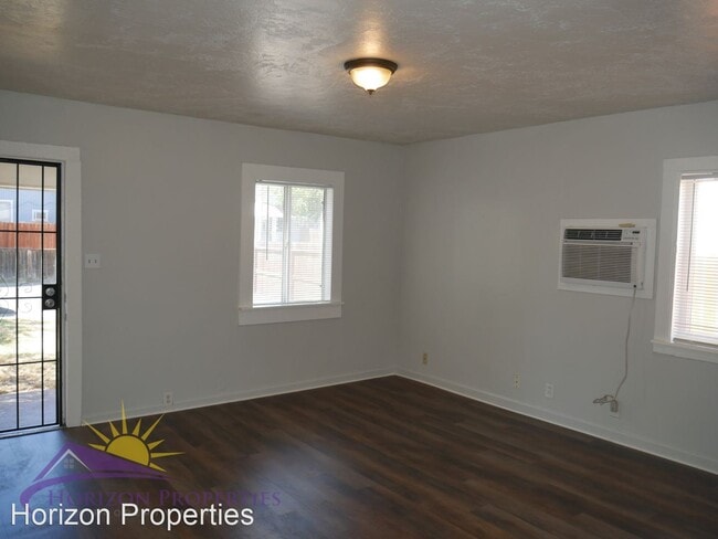 Building Photo - 2 br, 1 bath House - 4111 32nd St