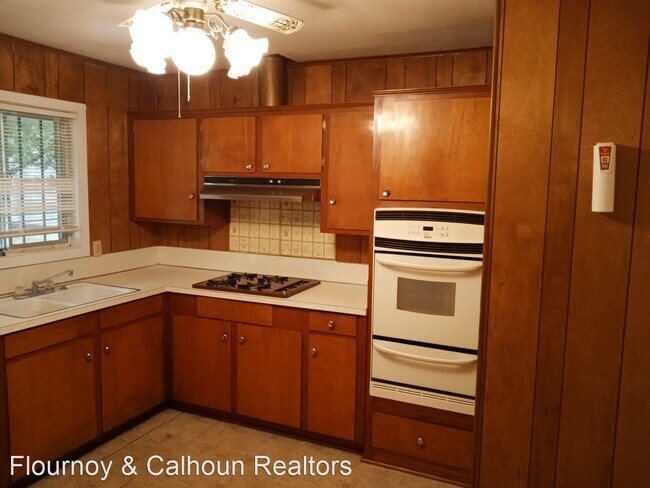 Building Photo - 3 br, 1 bath House - 2246 Patsy Lane