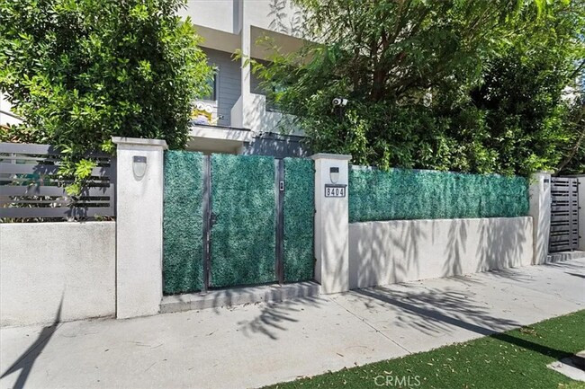 Building Photo - 8404 Woodley Pl